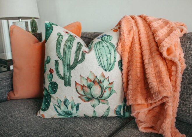 Skóra, ekoskóra czy welur hydrofobowy? Jaki materiał obicia tapczanu do polskiego salonu